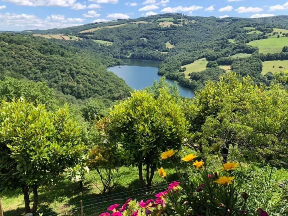 Auberge Du Lac Mandailles  Экстерьер фото